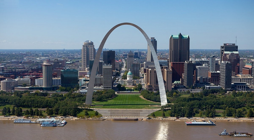 St. Louis Gateway Arch, 1965