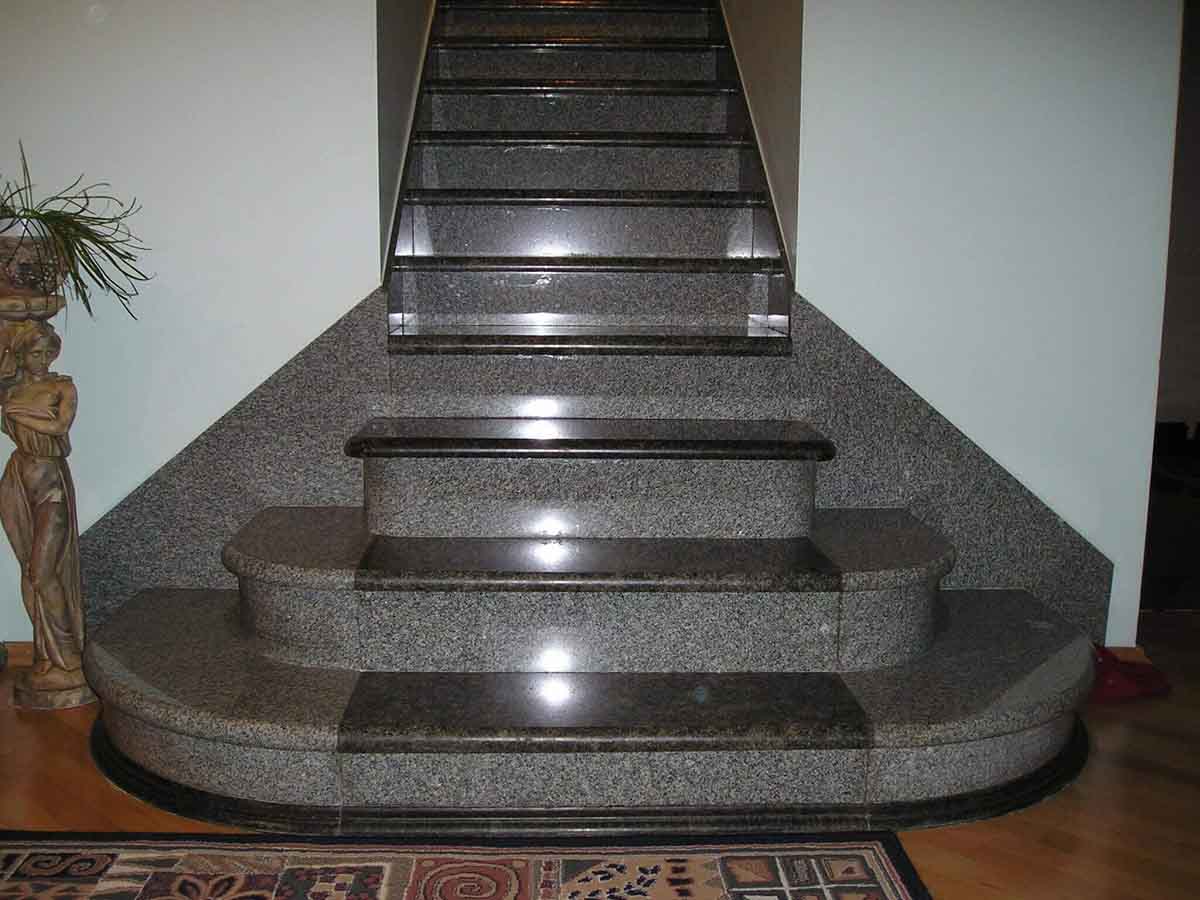 gri-granit-merdiven