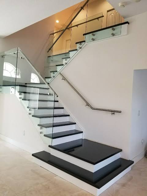 siyah-beyaz-granit-merdiven
