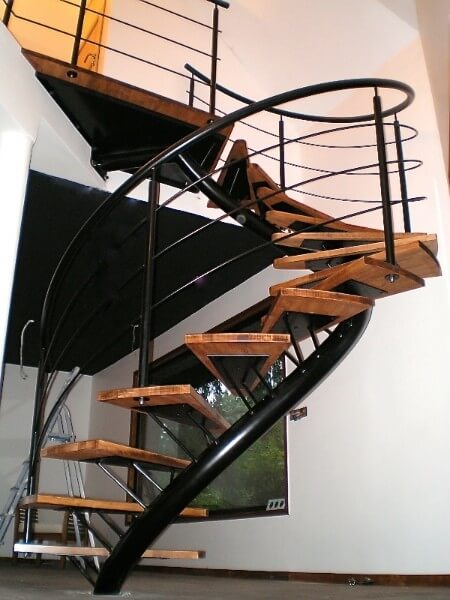 çelik-döner-merdiven